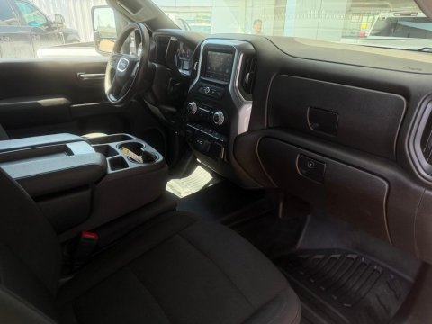 Pre-Owned Summit White 2024 GMC Sierra 2500HD Pro 4WD - photo 12 - Stock #260939A