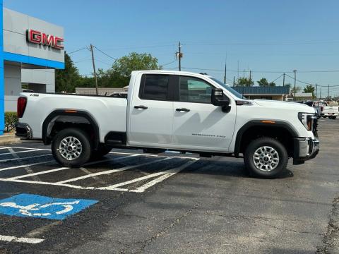 New Summit White 2026 GMC Sierra 2500HD Pro 4WD - photo 4 - Stock #260905
