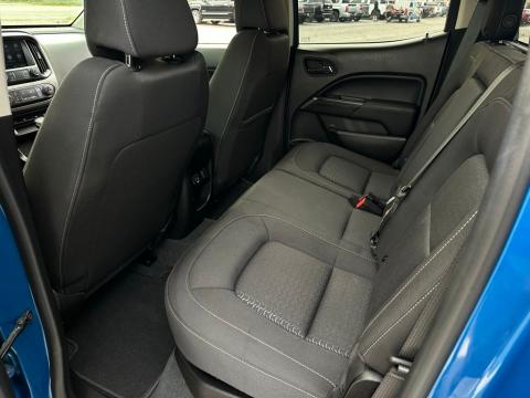 Pre-Owned Dynamic Blue Metallic 2022 GMC Canyon Elevation RWD - photo 15 - Stock #B5590