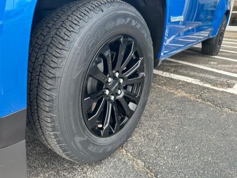 Pre-Owned Dynamic Blue Metallic 2022 GMC Canyon Elevation RWD - photo 9 - Stock #B5590