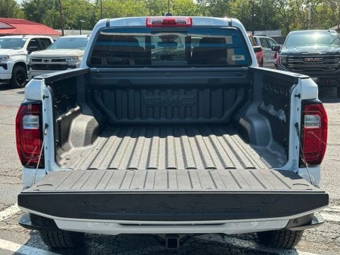 New Summit White 2026 GMC Canyon Elevation RWD - photo 8 - Stock #261163