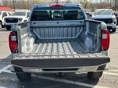 New Sterling Metallic 2026 GMC Canyon Elevation RWD - photo 7 - Stock #260710