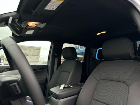 New Summit White 2026 GMC Canyon Elevation RWD - photo 13 - Stock #260913