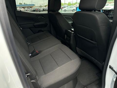 New Summit White 2026 GMC Canyon Elevation RWD - photo 17 - Stock #260913