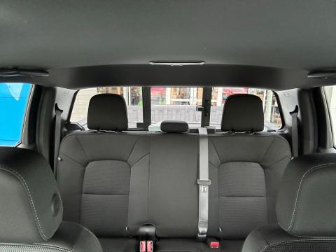 New Summit White 2026 GMC Canyon Elevation RWD - photo 25 - Stock #260913