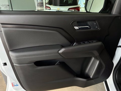 New Summit White 2026 GMC Canyon Elevation RWD - photo 11 - Stock #260496