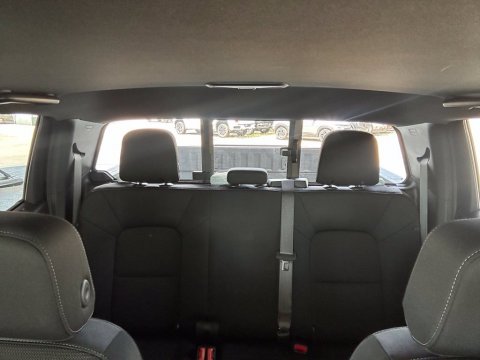 New Summit White 2026 GMC Canyon Elevation RWD - photo 26 - Stock #260496