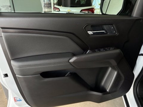New Summit White 2026 GMC Canyon Elevation RWD - photo 11 - Stock #260496