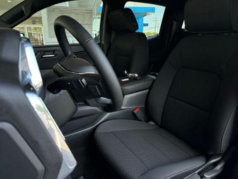 New Onyx Black 2026 GMC Canyon Elevation RWD - photo 12 - Stock #260893