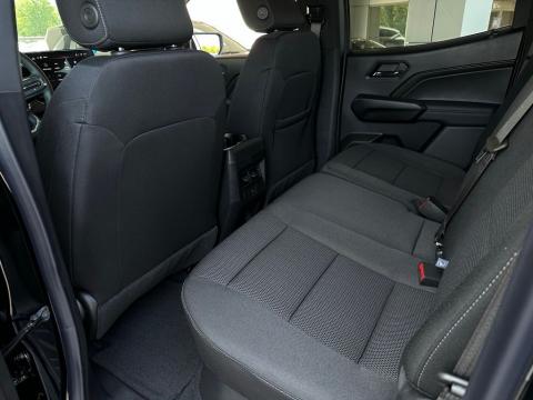 New Onyx Black 2026 GMC Canyon Elevation RWD - photo 14 - Stock #260893