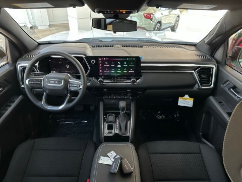 New Summit White 2026 GMC Canyon Elevation RWD - photo 19 - Stock #260674