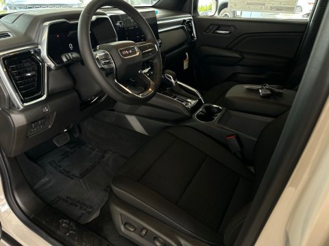 New Coastal Dune 2026 GMC Canyon Elevation RWD - photo 9 - Stock #260983