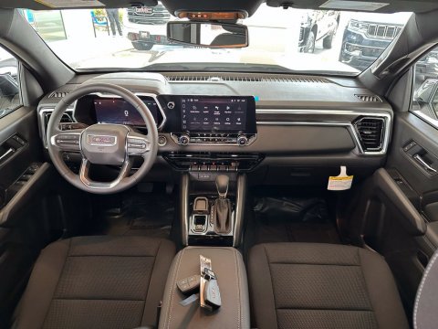 New Coastal Dune 2026 GMC Canyon Elevation RWD - photo 20 - Stock #260983
