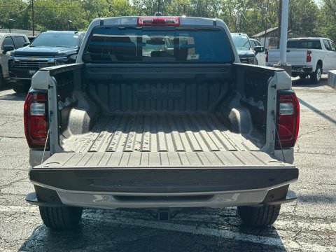 New Coastal Dune 2026 GMC Canyon Elevation RWD - photo 8 - Stock #261158