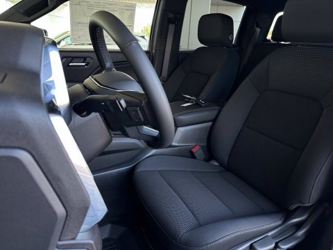 New Coastal Dune 2026 GMC Canyon Elevation RWD - photo 13 - Stock #261158