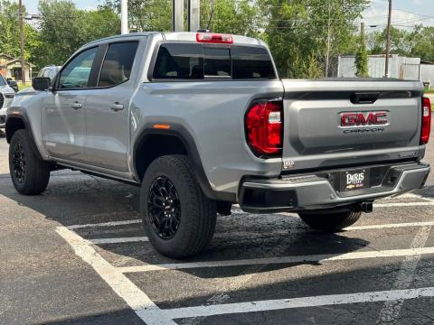 New Sterling Metallic 2026 GMC Canyon Elevation RWD - photo 8 - Stock #260848