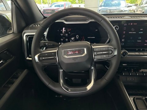 New Sterling Metallic 2026 GMC Canyon Elevation RWD - photo 18 - Stock #260848