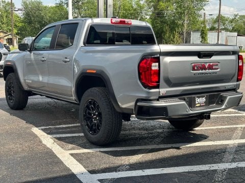 New Sterling Metallic 2026 GMC Canyon Elevation RWD - photo 8 - Stock #260848