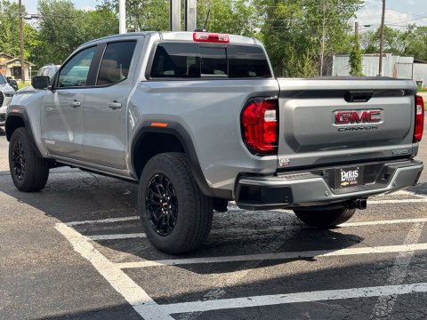 New Sterling Metallic 2026 GMC Canyon Elevation RWD - photo 9 - Stock #260848
