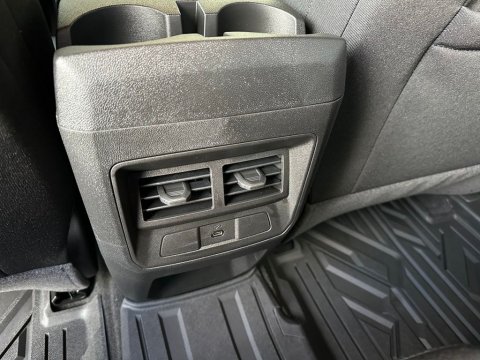 New Summit White 2026 GMC Canyon Elevation RWD - photo 21 - Stock #261022