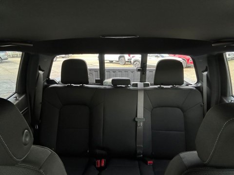 New Summit White 2026 GMC Canyon Elevation RWD - photo 25 - Stock #261022