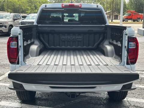 New Summit White 2026 GMC Canyon Elevation RWD - photo 6 - Stock #261022