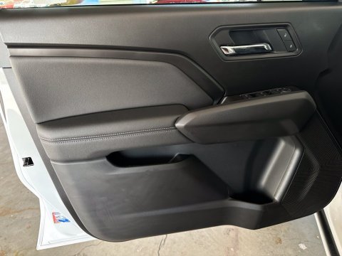 New Summit White 2026 GMC Canyon Elevation RWD - photo 11 - Stock #260111