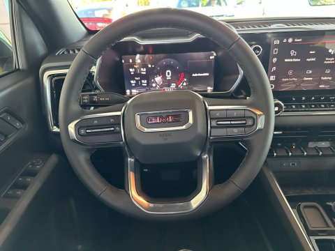 New Summit White 2026 GMC Canyon Elevation RWD - photo 18 - Stock #260111