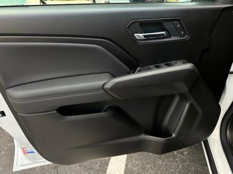 New Summit White 2026 GMC Canyon Elevation RWD - photo 10 - Stock #260856
