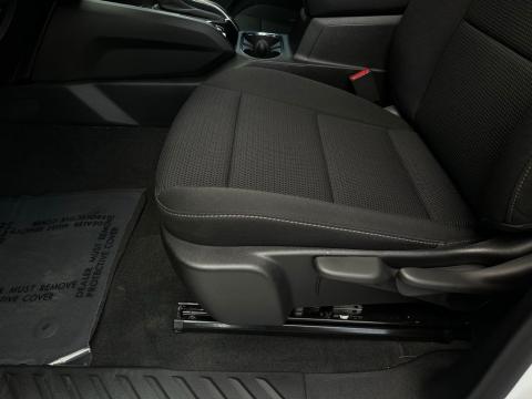 New Summit White 2026 GMC Canyon Elevation RWD - photo 11 - Stock #260856