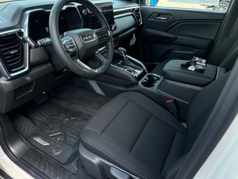 New Coastal Dune 2026 GMC Canyon Elevation RWD - photo 9 - Stock #261020