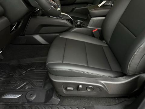 New Onyx Black 2026 GMC Canyon Elevation 4WD - photo 11 - Stock #260948