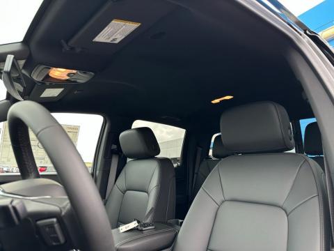 New Onyx Black 2026 GMC Canyon Elevation 4WD - photo 13 - Stock #260950