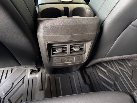 New Coastal Dune 2026 GMC Canyon Elevation 4WD - photo 21 - Stock #260927