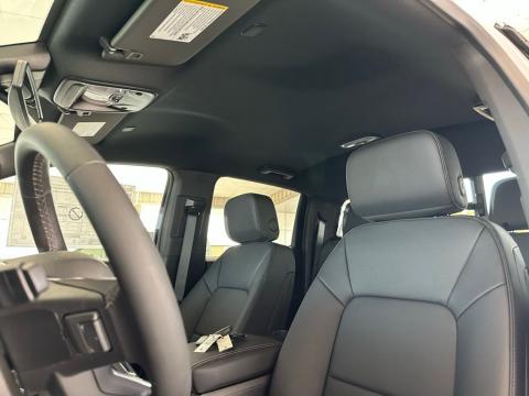 New Summit White 2026 GMC Canyon Elevation 4WD - photo 14 - Stock #260742