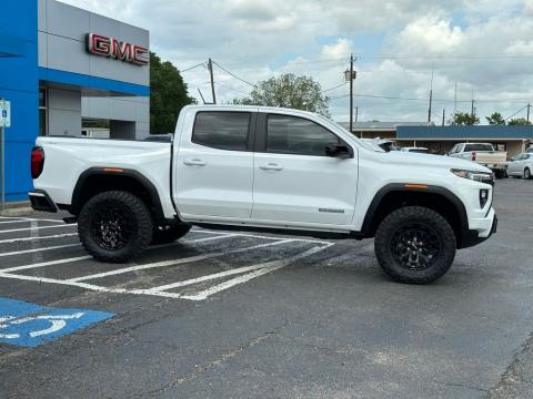 New Summit White 2026 GMC Canyon Elevation 4WD - photo 4 - Stock #260742