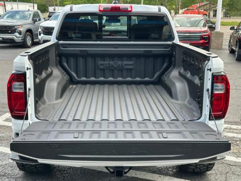 New Summit White 2026 GMC Canyon Elevation 4WD - photo 6 - Stock #260742