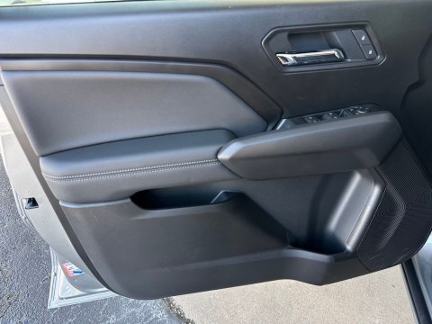 New Sterling Metallic 2026 GMC Canyon Elevation 4WD - photo 12 - Stock #261152