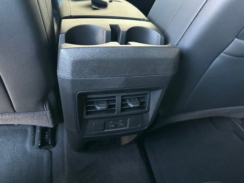 New Sterling Metallic 2026 GMC Canyon Elevation 4WD - photo 22 - Stock #261152