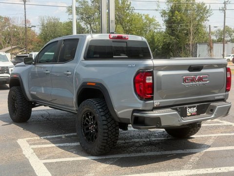 New Sterling Metallic 2026 GMC Canyon Elevation 4WD - photo 8 - Stock #261152