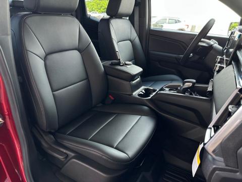 New Volcanic Red Tintcoat 2026 GMC Canyon Elevation 4WD - photo 16 - Stock #260925