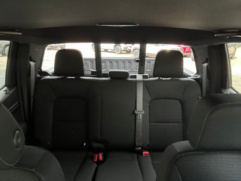 New Volcanic Red Tintcoat 2026 GMC Canyon Elevation 4WD - photo 25 - Stock #261043