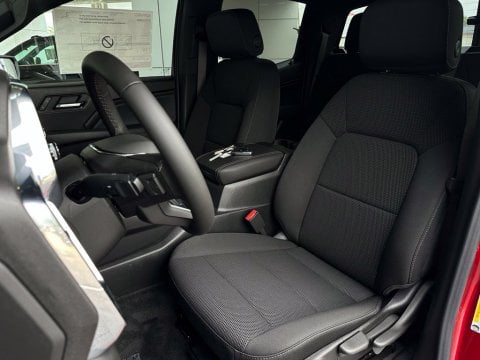 New Volcanic Red Tintcoat 2026 GMC Canyon Elevation 4WD - photo 13 - Stock #261043