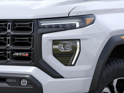New Summit White 2026 GMC Canyon AT4 4WD - photo 10 - Stock #261334