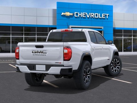 New Summit White 2026 GMC Canyon AT4 4WD - photo 4 - Stock #261334