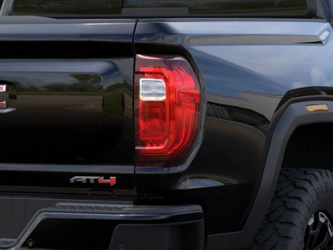 New Onyx Black 2026 GMC Canyon AT4 4WD - photo 11 - Stock #261241