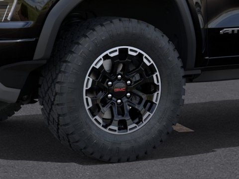 New Onyx Black 2026 GMC Canyon AT4 4WD - photo 9 - Stock #261241