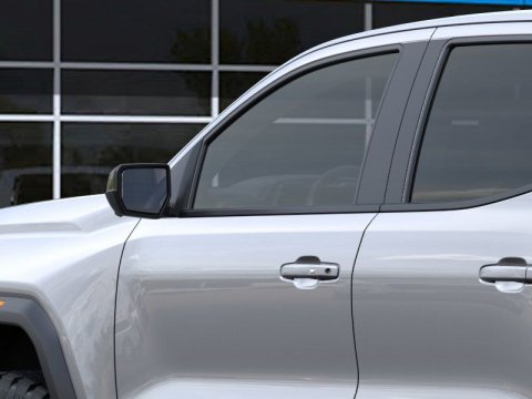 New Sterling Metallic 2026 GMC Canyon AT4 4WD - photo 12 - Stock #261311