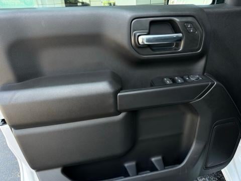 New Summit White 2026 GMC Sierra 1500 Pro RWD - photo 10 - Stock #260976