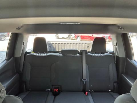 New Summit White 2026 GMC Sierra 1500 Pro RWD - photo 25 - Stock #260976
